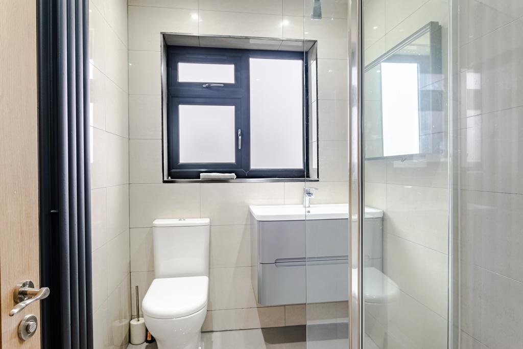 Shower1a