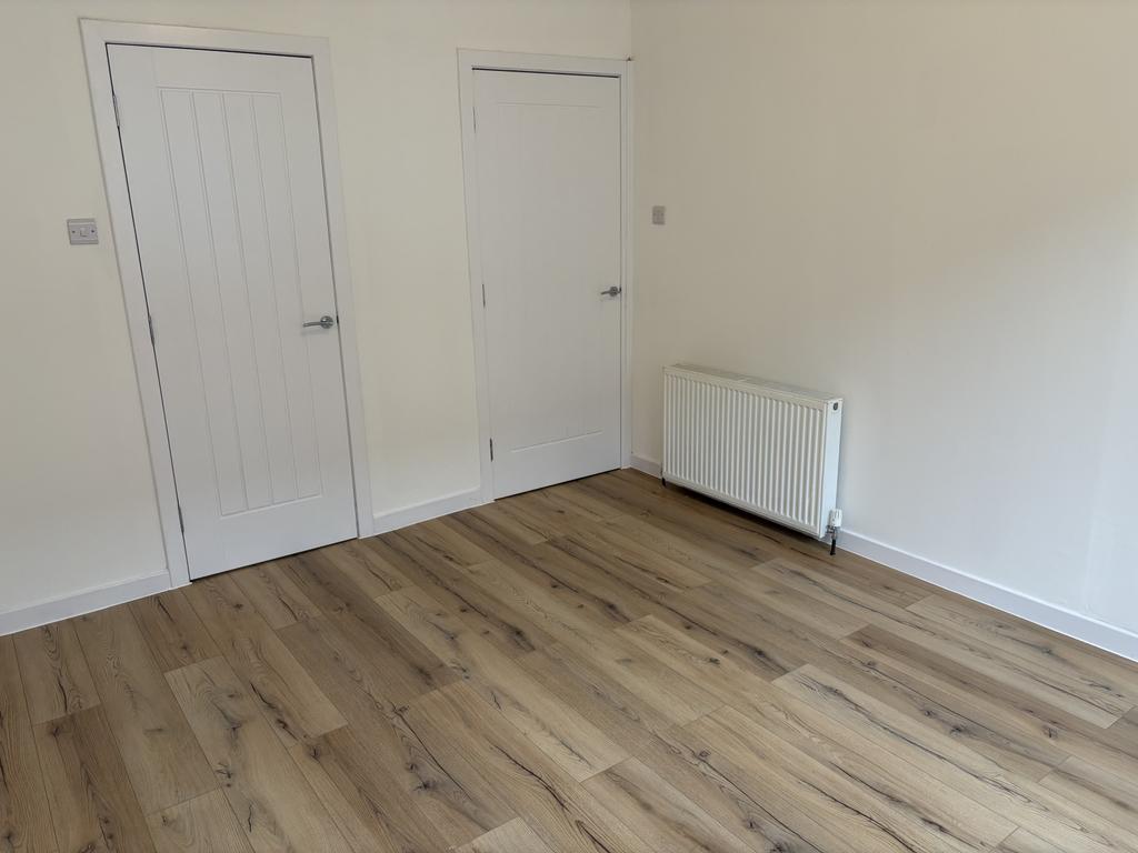 Apartment in Paisley - View 5
