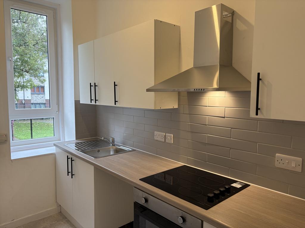 Apartment in Paisley - More