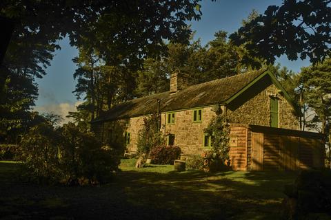 undefined, Bwlch Coch, Llanwrthwl, Wales