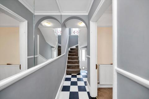 3 bedroom terraced house for sale, Portugal Place, Cambridge, Cambridgeshire, CB5.