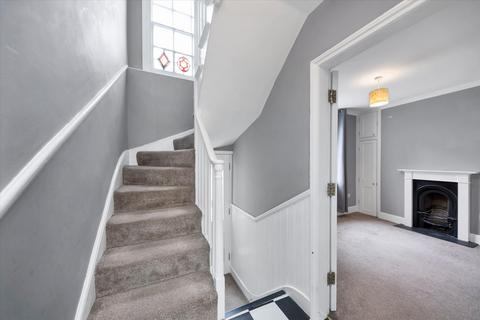 3 bedroom terraced house for sale, Portugal Place, Cambridge, Cambridgeshire, CB5.