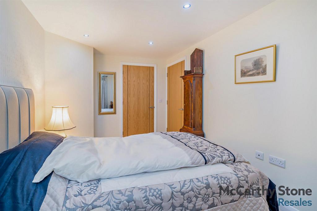 8666606-interior08-800.jpg