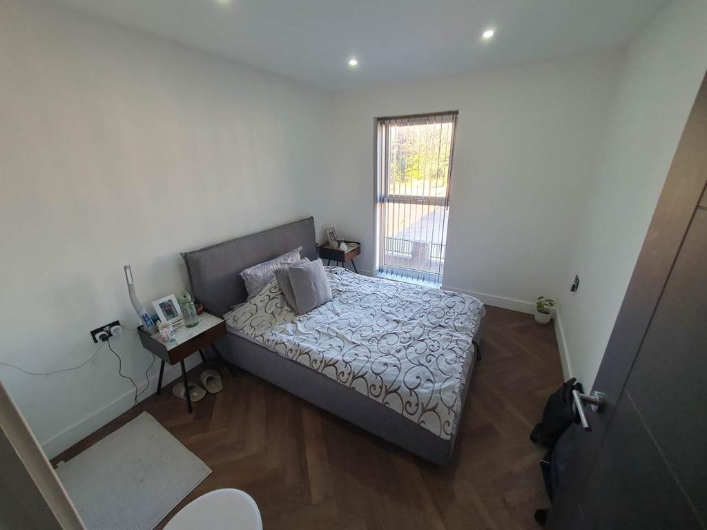 Bedroom 2 (1)