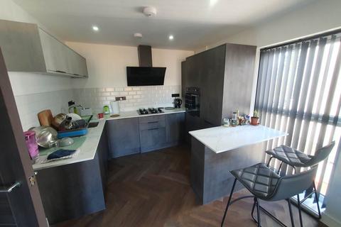 undefined, Arbour Edge, King George V Drive East, Heath