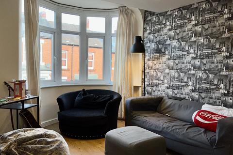 6 bedroom maisonette to rent, Springbank Road, Newcastle upon Tyne NE2