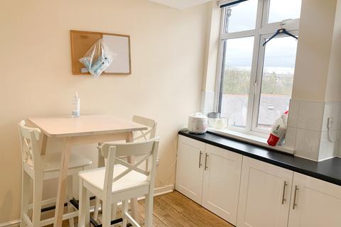 6 bedroom maisonette to rent, Springbank Road, Newcastle upon Tyne NE2