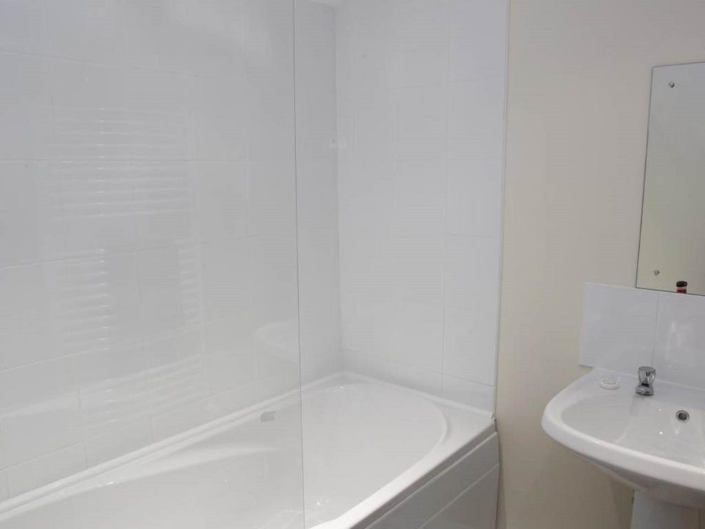 Bathroom (2)