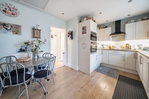 undefined, Beaver Lane, Ashford TN23