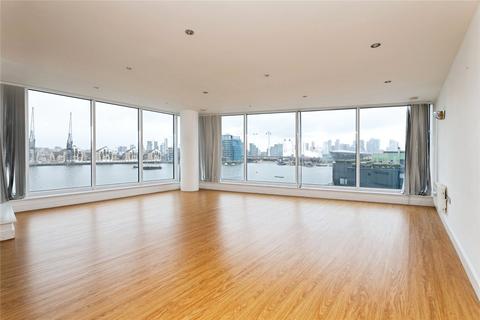 2 bedroom flat to rent, Western Gateway, London, E16