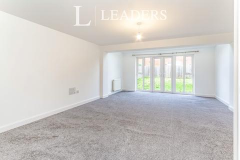undefined, Bedivere Road, RH11