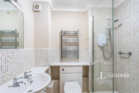 2 bedroom flat to rent, Villa Plage, 154-160 Elmer Road, PO22