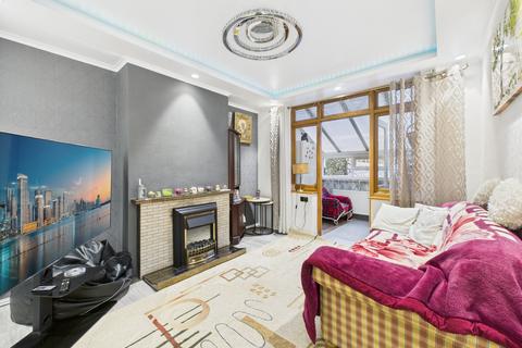 3 bedroom semi-detached house for sale, Greenfield Road, Kingsley, NN3 2LJ