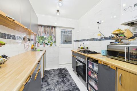 3 bedroom semi-detached house for sale, Greenfield Road, Kingsley, NN3 2LJ