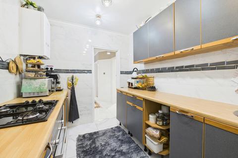 3 bedroom semi-detached house for sale, Greenfield Road, Kingsley, NN3 2LJ