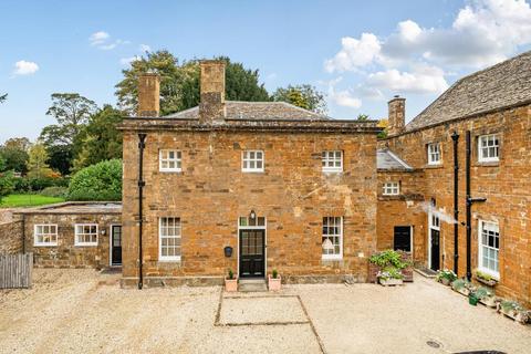 undefined, Adderbury,  Banbury,  Oxfordshire,  OX17