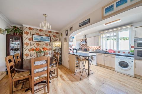 4 bedroom semi-detached house for sale, Llangyfelach Road Treboeth, Swansea