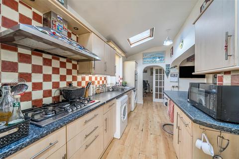 4 bedroom semi-detached house for sale, Llangyfelach Road Treboeth, Swansea