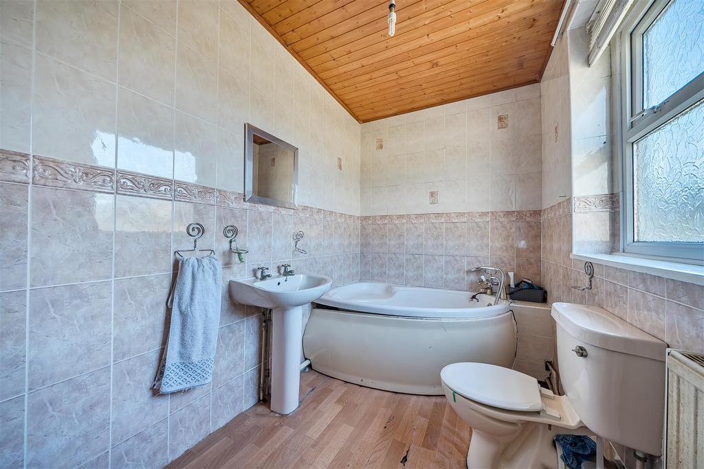 1346543-22-68d574badb1ab.jpg