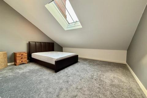2 bedroom apartment to rent, Hudson Street, Gateshead