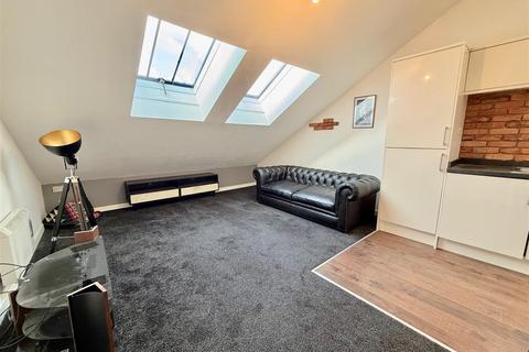 2 bedroom apartment to rent, Hudson Street, Gateshead