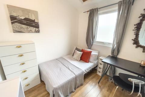 undefined, Albany Road, L7 8RQ,