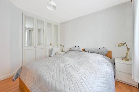 undefined, Burnham Gate, Guildford, GU1