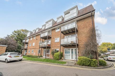 Cat Hill, East Barnet, EN4