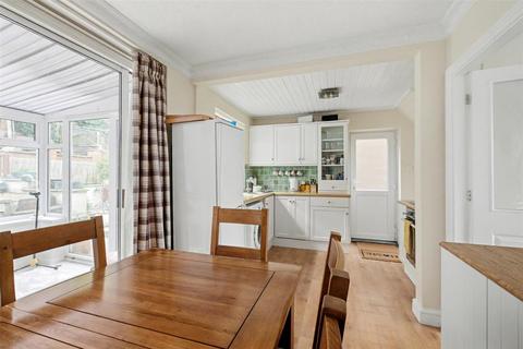 3 bedroom detached house for sale, Broadway, Ilkeston