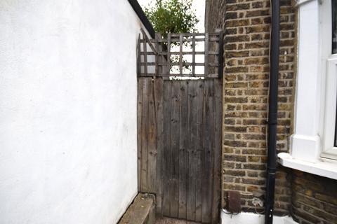 2 bedroom terraced house for sale, 43 Lonsdale Avenue, E6