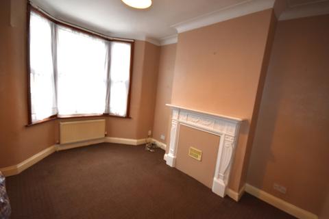 2 bedroom terraced house for sale, 43 Lonsdale Avenue, E6