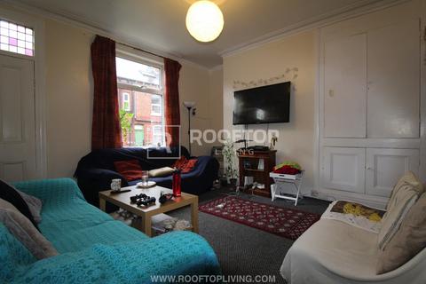 6 bedroom house to rent, Hessle Place, Leeds LS6