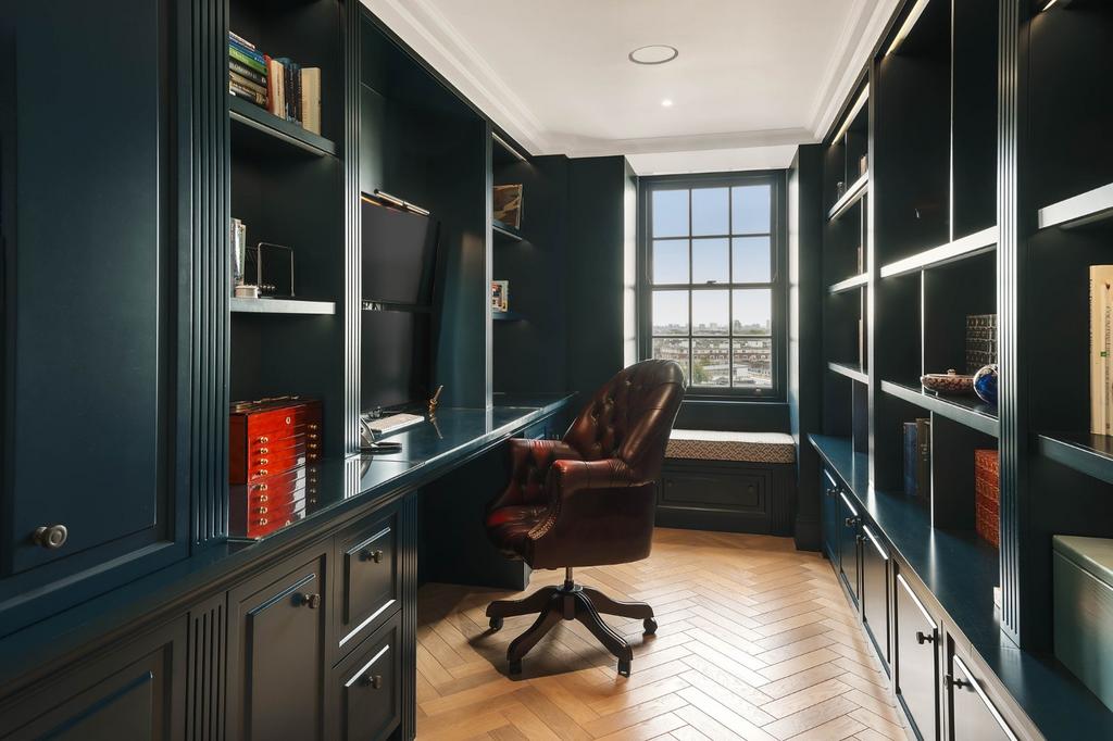Bedroom/Study