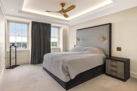 2 bedroom flat for sale, Campden Hill Gate, Duchess of Bedfords Walk, Kensington, London