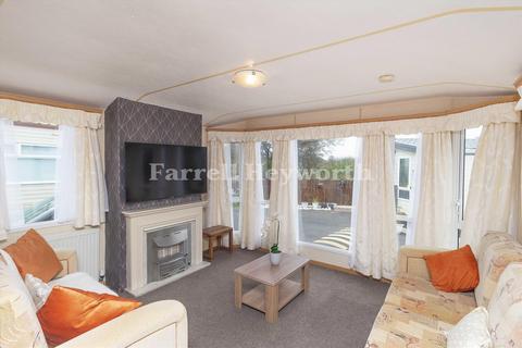2 bedroom bungalow for sale, Whalley Villa Holiday Park, Blackpool FY4