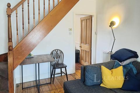 2 bedroom house to rent, Old Oak Street, M20
