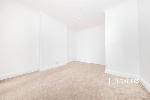 2 bedroom flat to rent, Foxhall Road, IP3