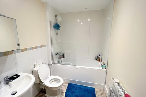 1 bedroom house to rent, Longworth Avenue, CB4