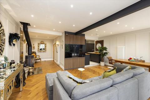 5 bedroom terraced house for sale, 19 Millerhill, Dalkeith, EH22