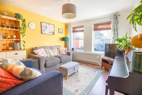 144 Clover Ground, Bristol, BS9 4UN