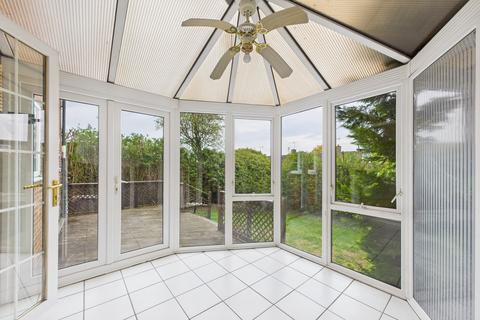 undefined, White Hill, Chaulden, HP1