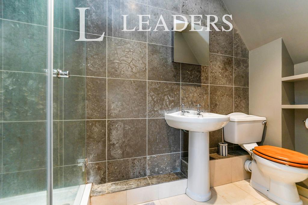 Ensuite