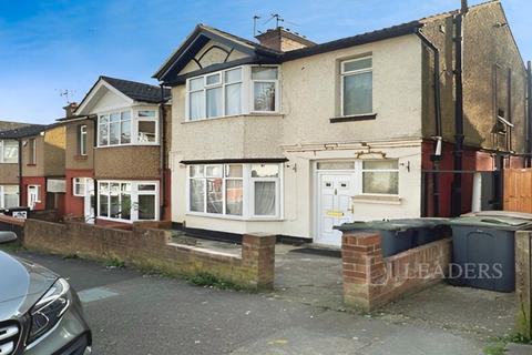 undefined, Colin Road, Luton, Bedfordshire, LU2