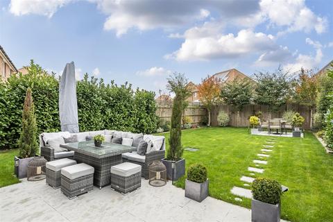 undefined, Saturn Drive, Yapton