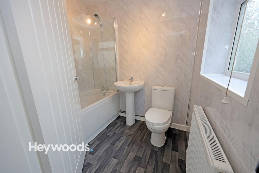 8 enderley bathroom 2