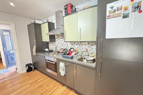 1 bedroom flat to rent, Brudenell Grove, Leeds LS6