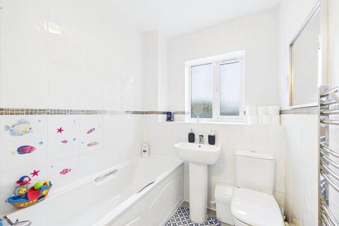 undefined, Bloomfield Terrace, Gloucester, Gloucestershire, GL1
