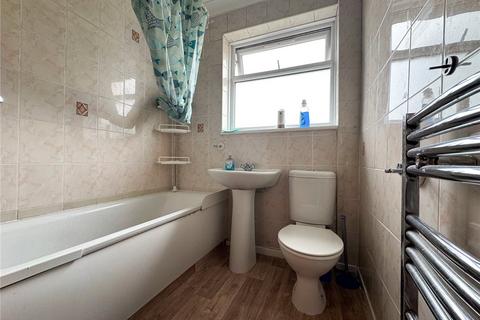 2 bedroom maisonette to rent, Carr Road, Northolt, Middlesex, UB5