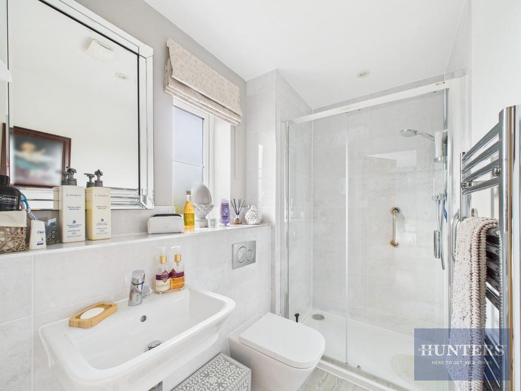 En-Suite (B2)