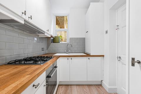 1 bedroom flat to rent, Castletown Road, London, W14